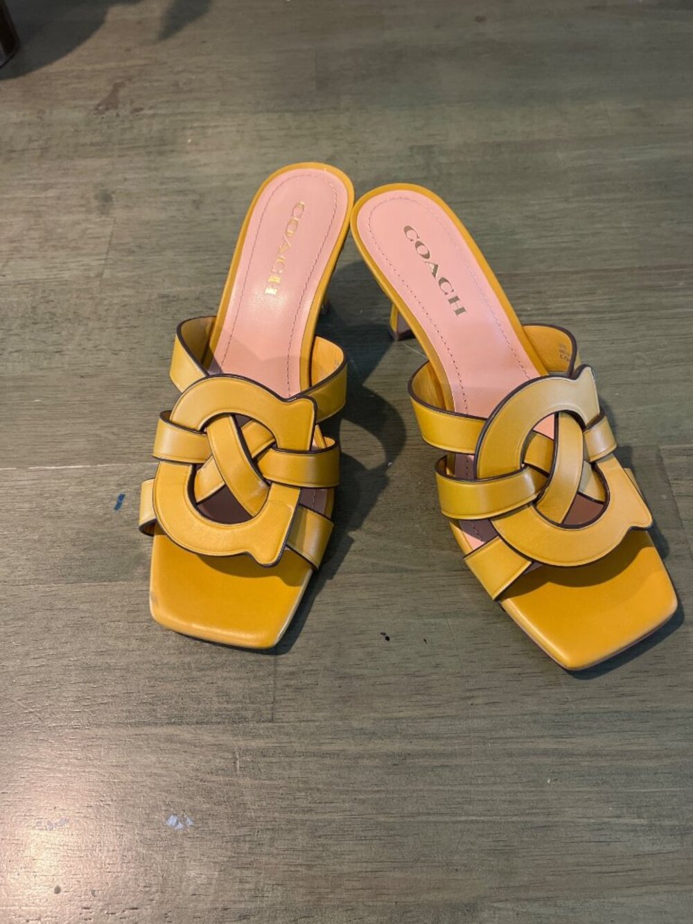 Coach Yellow Leather Strappy Heeled Sandals Size 9B With Interlocking Design